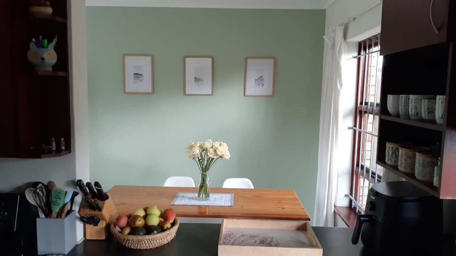To Let 3 Bedroom Property for Rent in Summerstrand Eastern Cape